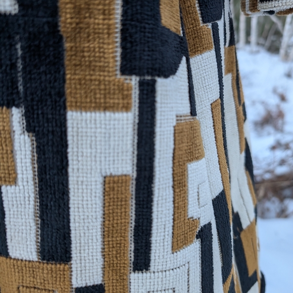 GORGEOUS 70'S MADE IN CANADA IRVING POSLUNS VINTAGE CHENILLE CARPET COAT - Picture 6 of 16